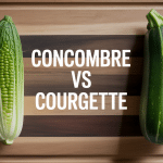 concombre courgette côte à côte sur planche