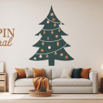 sapin mural accroché au mur, bois et guirlandes LED